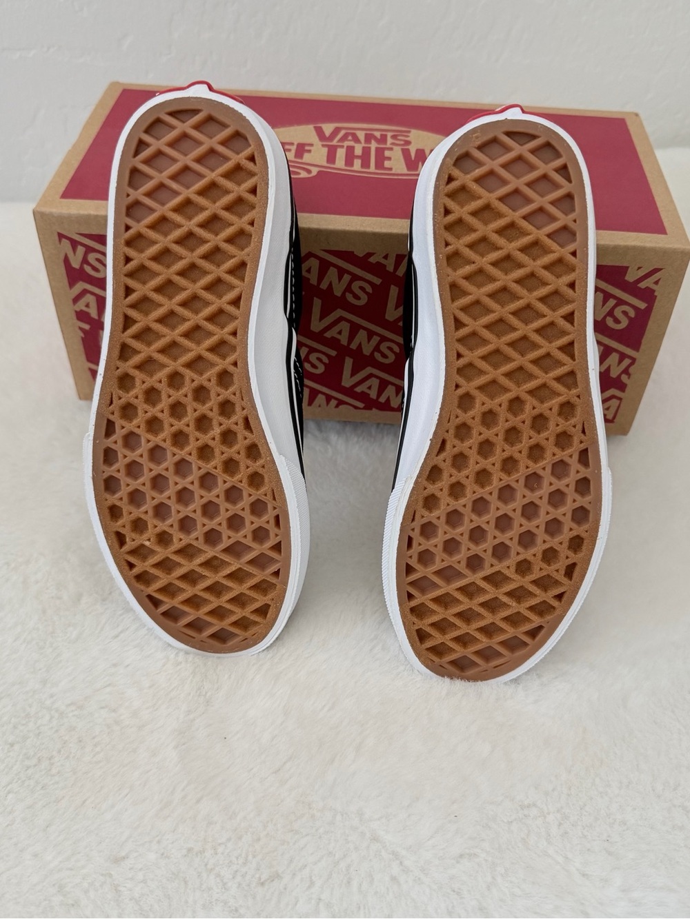 Vans Kids Black & White Classic Slip-On Sneakers - Picture 5 of 7